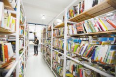 深圳网上图书馆悄然兴起，借书还书快递免费上门服务